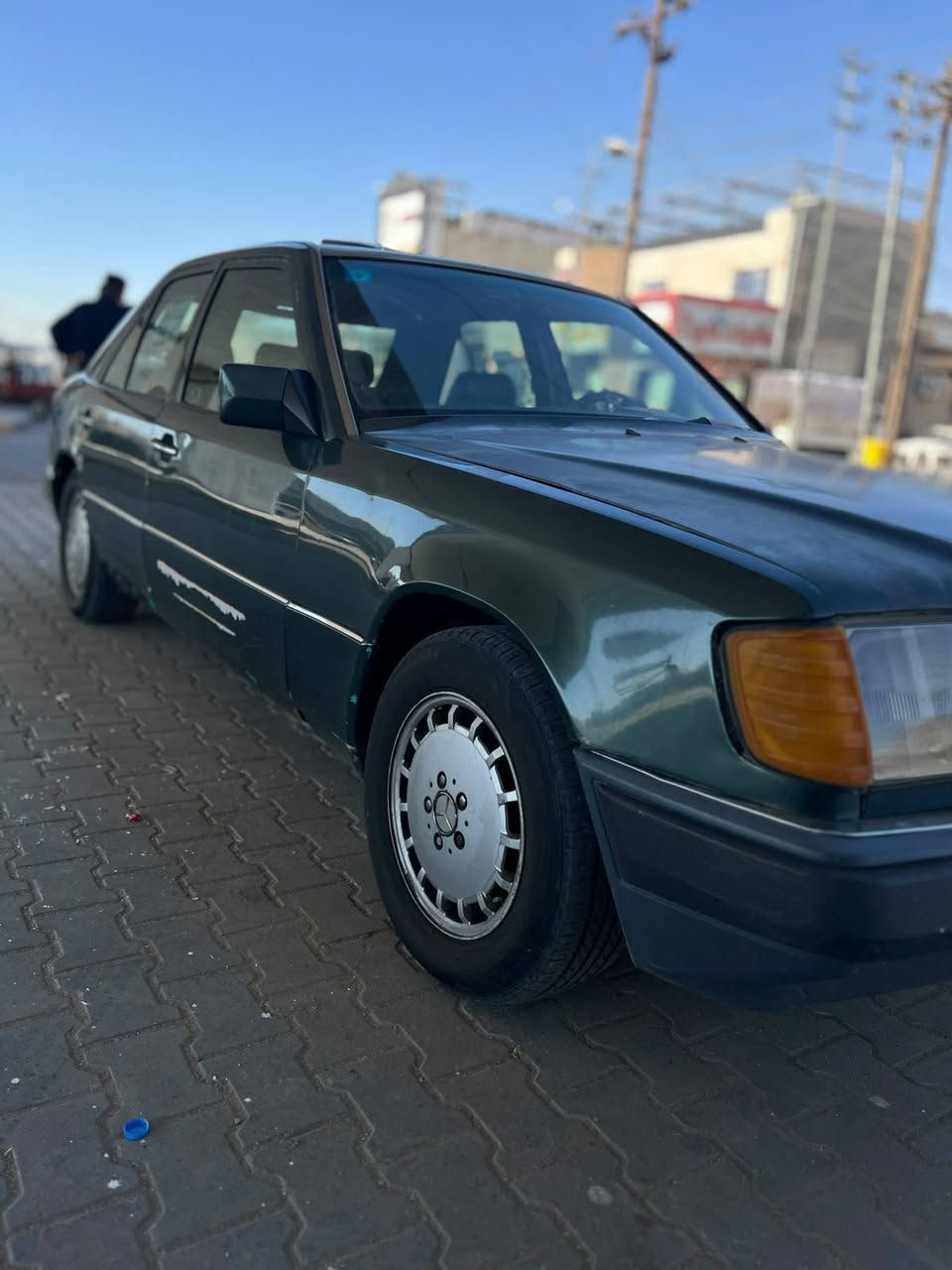 للبيع دب موديل 1990 مكينه وكير بطه ثنين ونص سنويه منتهيه صارله سنه عندي وكاله عامه ليريد تحويل احوله  السعر ٤٨
 ‏‪***********‬‏
