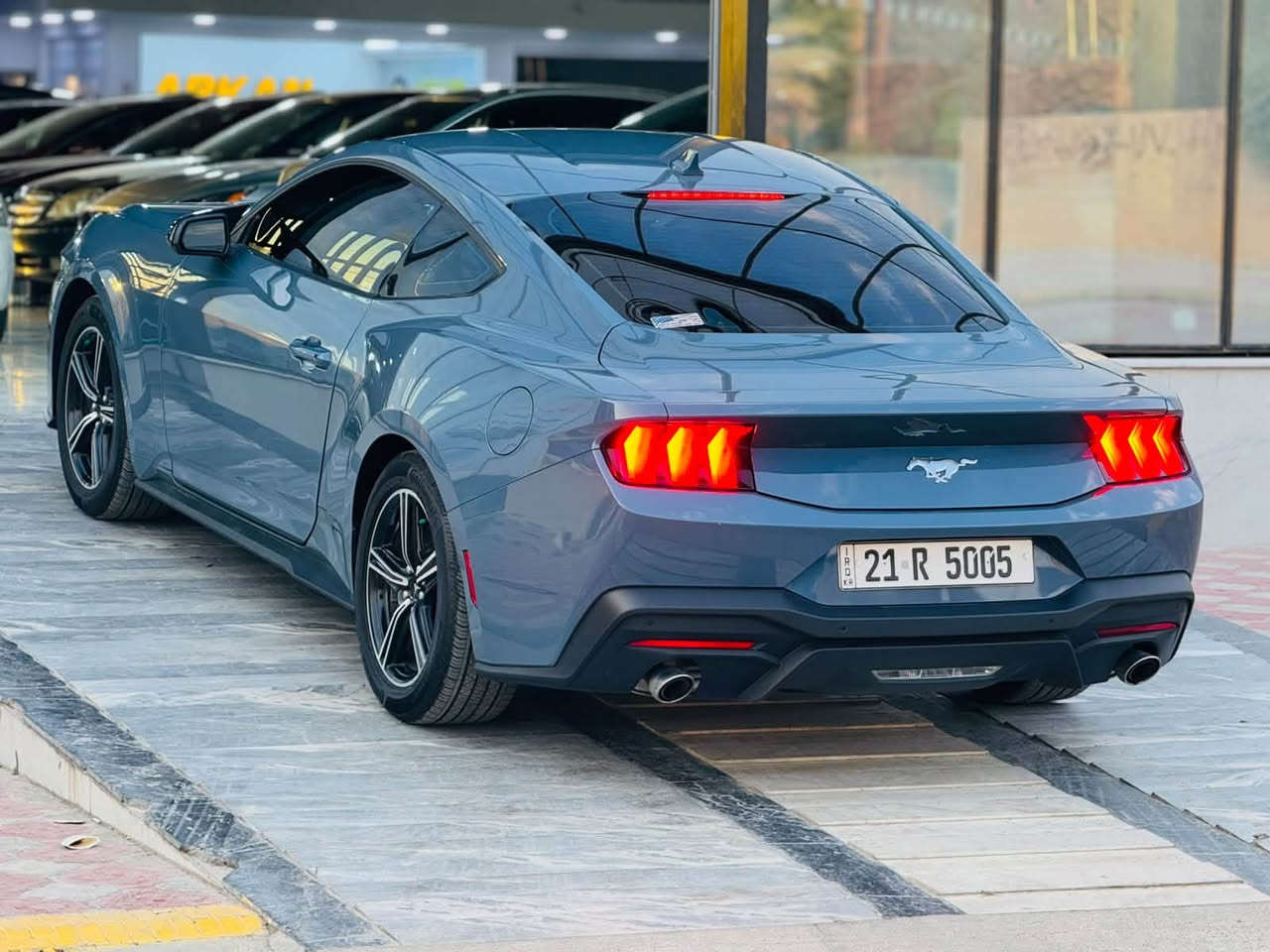 FORD MUSTANG🏴‍☠️
فورد موستنك 
موديل :2025
شكل الجديد مواصفات شاشة الكبيرة والكيج الكتروني هاندبريك كهربائي و تحكمات الستيرن ووضعيات القيادة 
  محرك 2300 توين توربو
ايكوبوست 
سيارة بدون نقوصات كلشي بيهه شغال 
سيارة بدون ايرباك وبدون دواخل بجم وخلفي كبس  
مرقمه جديد سليمانيه 
رقم مميز مع السياره 
السياره تظليل حكومي رسمي 
للون مميز ودواخل ازرق بحري جلد مميز 
ماشي 8  الف ميل فقط  
سعرها مع الرقم المميز 290$ 
سعرها بدون الرقم المميز 260$  
مكان السياره / ديالى - خانقين 
***********
