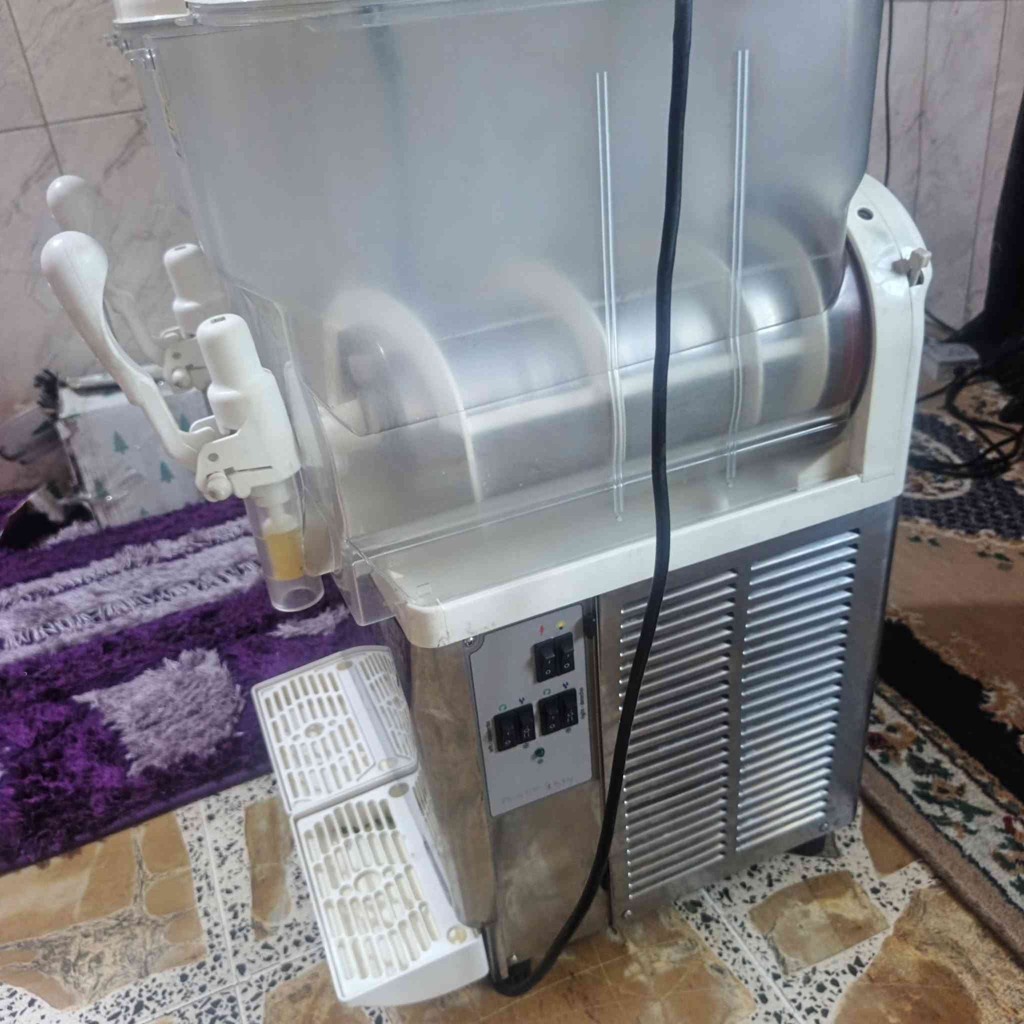 مكينة موطة اصلية للبيع ***********
