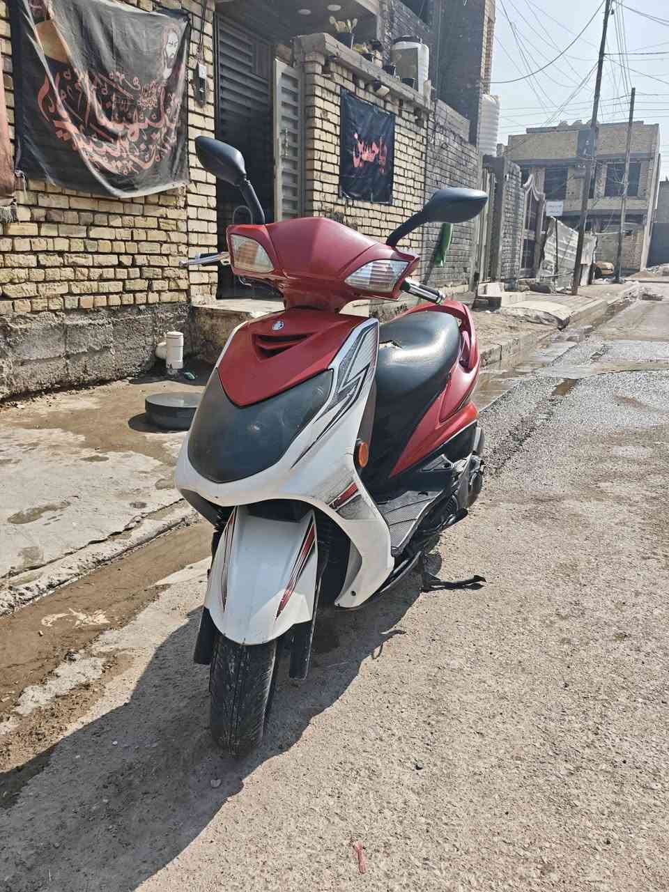 السلام عليكم سكنس فحل نازل للبيع دراجه خير من الله تجي تاخذها من البيت مكان حسينيه الراشديه *********** السعر 900 وبيها مجال
