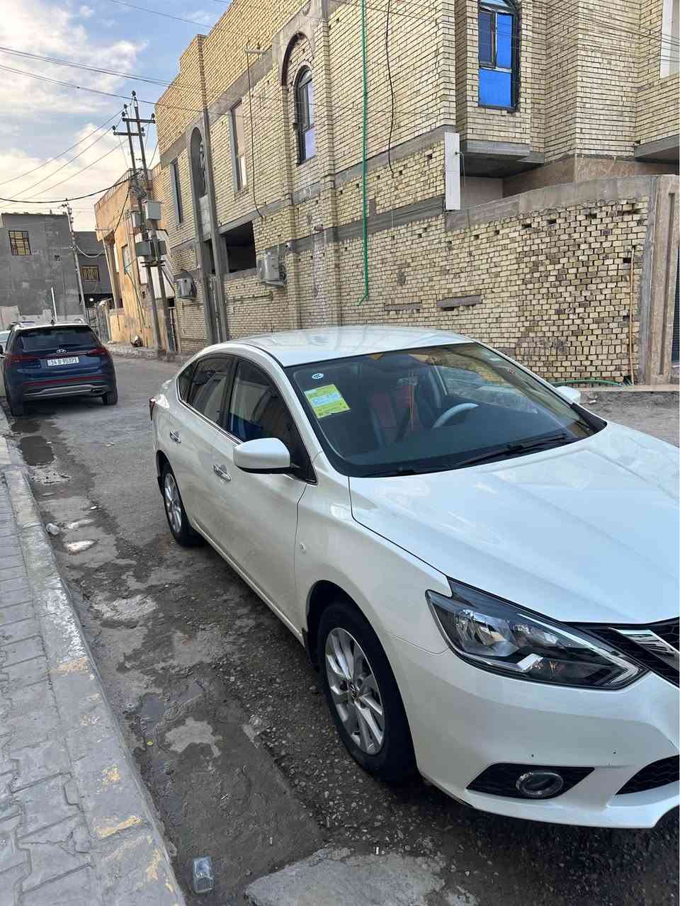 سلام عليكم 
نيسان سنتره
2025
باسم شركة وكاله تحويل موجود 
داخل اسود مدوشمه ارضيه وكاعيات 
تبريد ثلج 
ماشيه 21
بيها بارد بالجاملغ الايسر الكدام كد شبر 
والباقي كفاله عامه 
محرك جديد
سياره نضيفه وجاهزه من كلشي 
سعره 125وبيها مجال بسيط
بصره المعقل الكندي
*********** الهاتف البصرة, العراق
