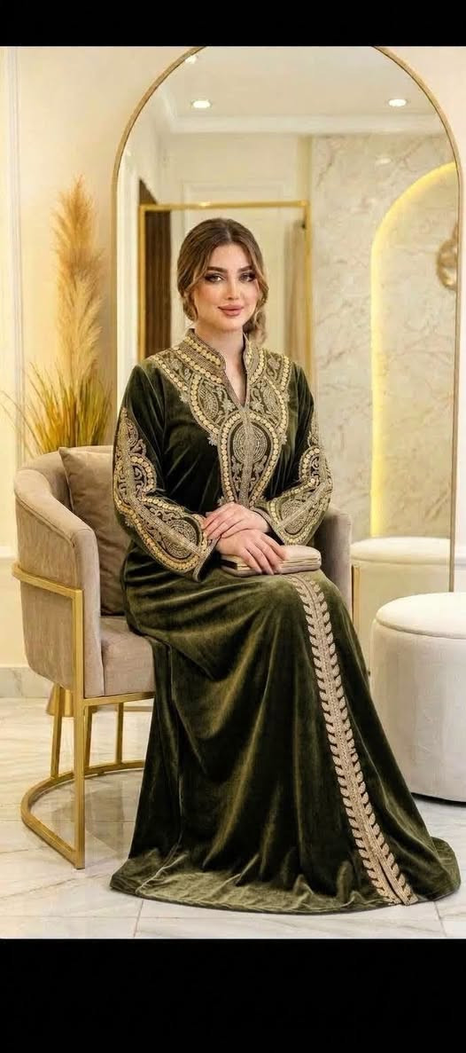 موديل ملكي فخامة وأناقة خامة قديفة اورجنال 👌
السعر 👈 ١٧ الف فقط
📦 القياسات L. XL. XxL 
 قالب كبير وزن 65__90
متوفر جمله- مفرد 
للحجز رقم الهاتف ☎️ وعنوان 🏢
متوفر توصيل داخل النعمانية 🚕
🔴 العنوان / واسط / نعمانية خلف الكراج شارع حمزه الرسن
رابط الانستا/https://www.instagram.com/kshmer1?igsh=bjM5Mzk4c2pueXBh
متوفر توصيل جميع المحافظات  🚛 
رابط القناة https://t.me/ggbkuu
*********** واتساب
*********** واتساب
*********** واتساب
*********** واتساب
