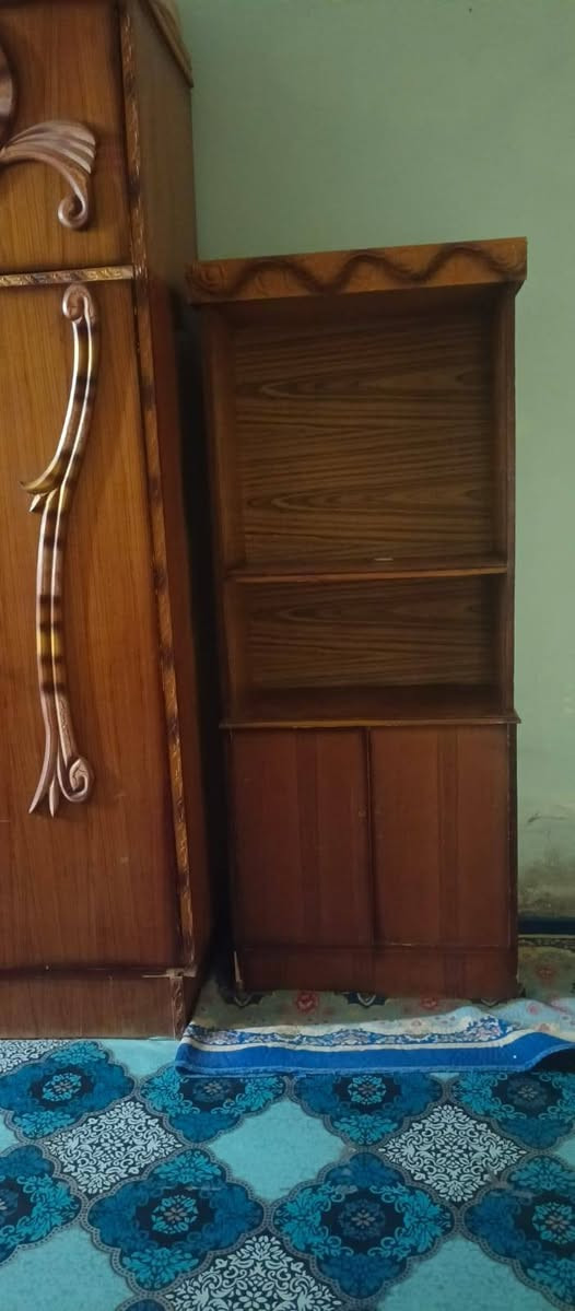 غرفه اخشاب • للبيع • قابل تفاوض