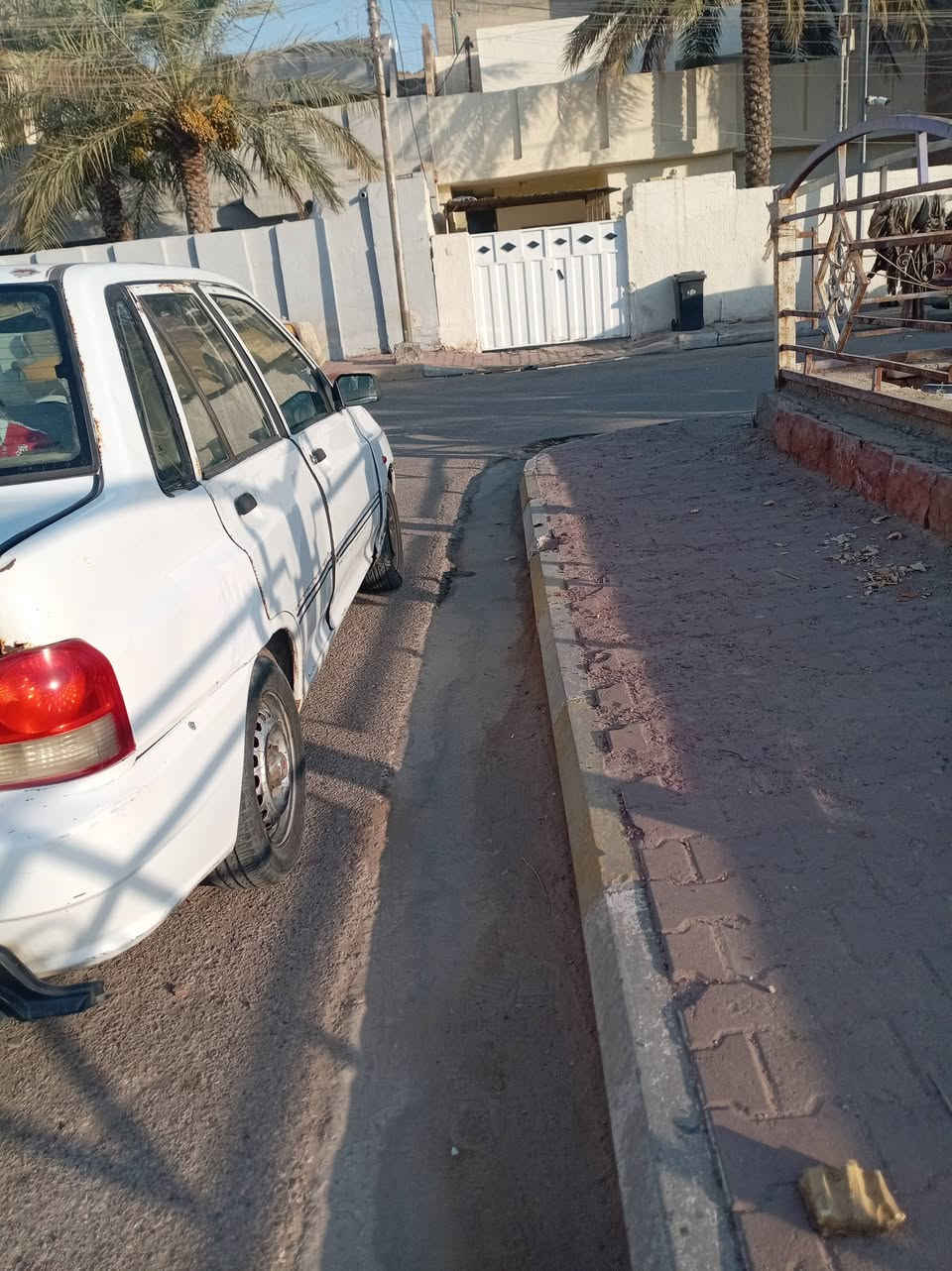 السلام عليكم
سايبه ٢٠١٢
مكينه لا تنقيص ولا تبخير كير جديد
كهربائيات شغاله باتري جديد
تبريد شغال تايرات نص عمر
صدر خلفي تعبان
بيهة لوحه مفقوده ومعاملتهة كامله
الكشر شوفت العين
دواخل دوشمه جديده
فرشه ارضيه جديده
سياره بيهة خياس يتلكط
السعر ٢٠ وبيه مجال ***********
