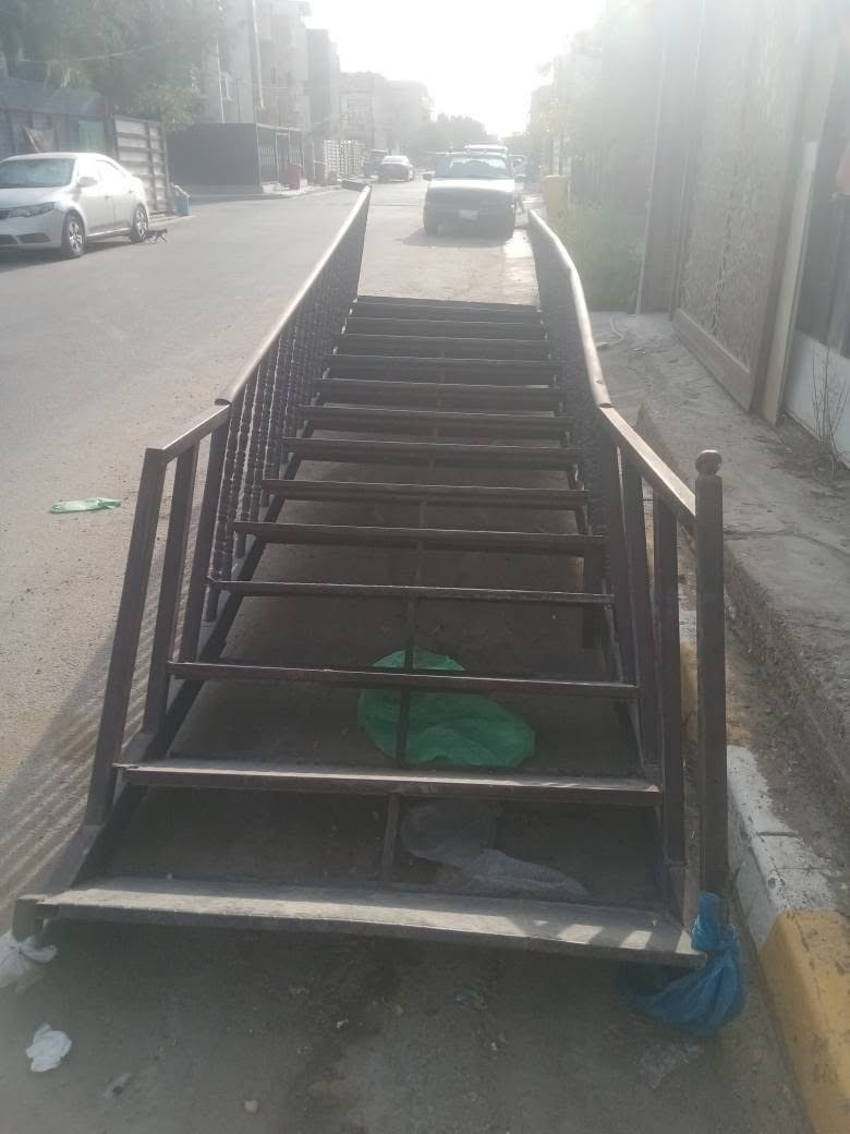 درج للبيعالطو ٥،٨٠ متر العرض ٢٠، ١وصحن واحد مترشغل درجه اولاه ٣٥٠ المكان شهداء البياع شارع المضخة الاول *********** * *********** بغداد, العراق
