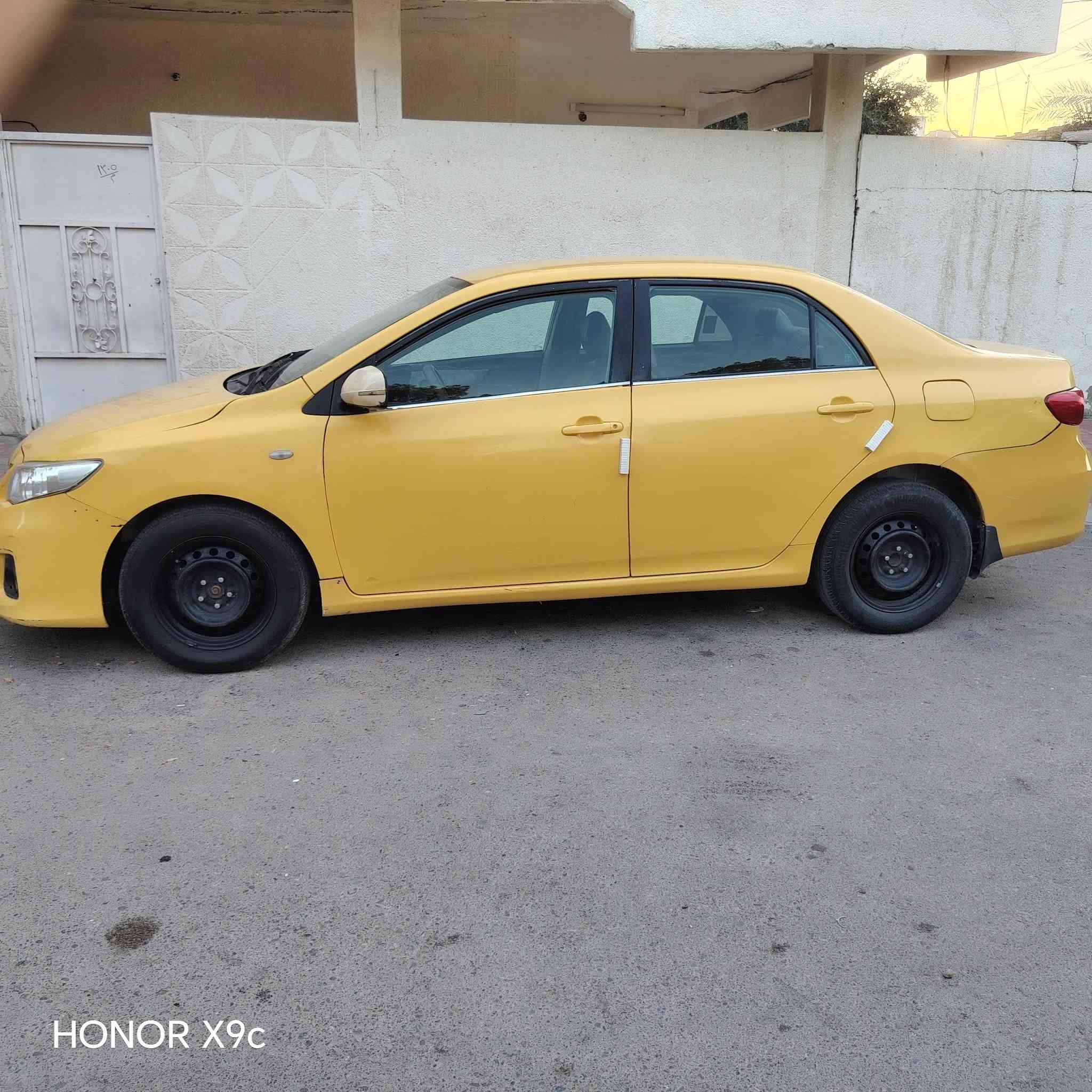 السلام علیکم.
کورلا 2009 خليجي ضررها من جهة اليمين جاملق امامي مبدل وباب بدون دواخل والتكمه بیها معجون 

 بلکات نوزلات فیت بم کله جدید تبرید قبل شهر مبدل منضومه کامله 

محرك كیر کله تمام کهربائياتها كلها شغاله مصفره هیئه 

تحويل ثاني يوم 

والسیاره جاهزه 

السعر82 وبیها مجال 

السياره موجوده بالفلوجه 

للأتصال+ واتساب  ***********

نص مكتوب في الصور:
- HONOR X9c