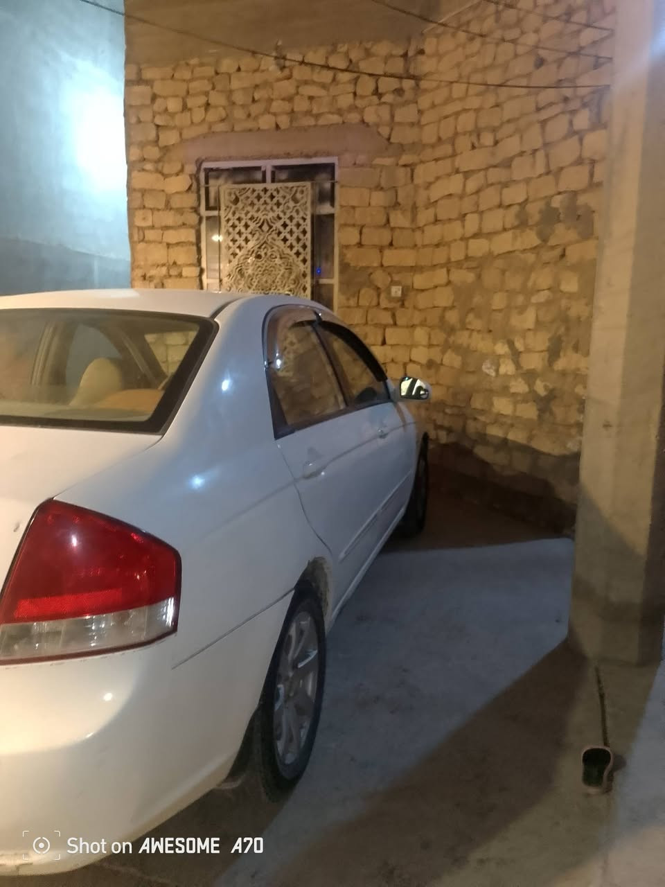 سبكترا 2007خليجي محرك 1600گير ومحرك كفاله وصبغ ماكو بس تكحيل بصيط تخم تاير تبريد ثلج صدر امامي خلفي تمام كهربايات كلها شغاله حالة السياره كلش جيد جداً ما تصرف عليها اي شي السعر 75ورقه  قفل قفل قفل ولمو شراي لا يتعبني ولا يتعب نفسه للستفسار ***********مكان السياره الانبار الرمادي الصوفيه
