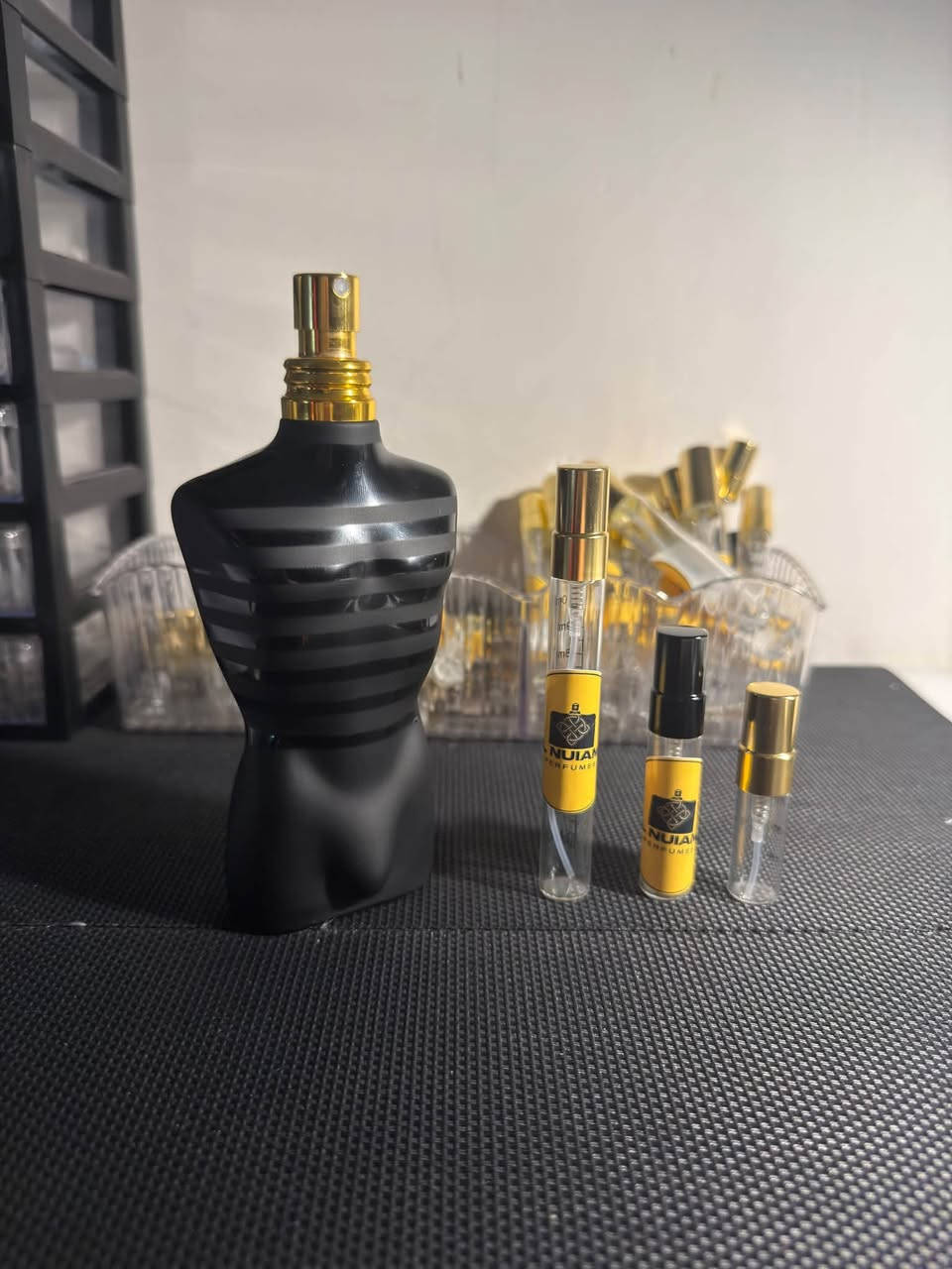 عطور نيش ودزاينر • أصلية • تقسيم ٢/٣/٥/١٠مل