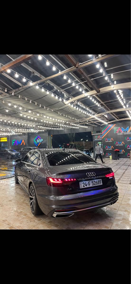 Audi A4 2023 Sline Quattro full 
محرك ٢٠ توربو
صندوق و  بابين صبغ بدون دواخل ..بجم كبس،ارباك بس دكمة طاگ،٤١٠٠٠ ماشية،مواصفات فول فول، 
موجود بدهوك
***********
 سعر ١٩٠$$
رقم و سنوي جديد
خمس كاميرا و رادار امامي و خلفي و جانبي
بصمة و سلايت و شحن وايرلس 
كوشن جلد و خزن و امامي و خلفي هيتر و ستيرن هيتر
وبعد هواية مواصفات دهوك, العراق
