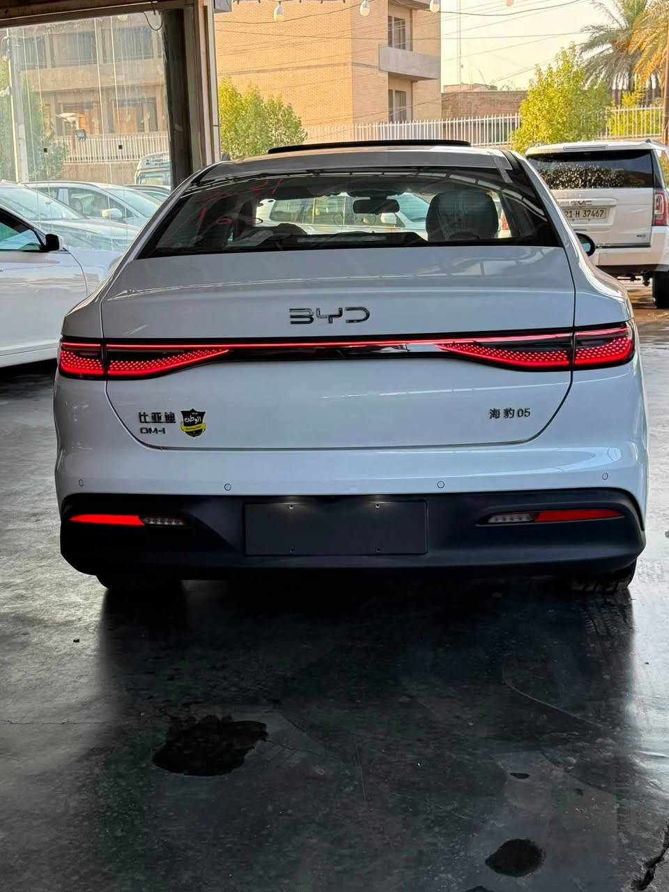 الوحيدة بالموصل 🔥
البطاريه الكبيره 210 كيلو والكير التعليك 🚗🔥
 الدخول الجديد 2026 سيل فايف
2026
إذا تريد السيدان الاقتصادية بشكل أحدث وتجهيز أرتب، Seal 5 2026 وصلت بالدخول الجديد ومواصفات مميزة من الداخل والخارج.

✨ أبرز المواصفات

✅ فتحة سقف

✅ ويل كروم

✅ كير تعليك

✅البطاريه الكبيره 210 كيلو بل شحنه الواحده 

✅ داخلية باللون الأبيض

✅ تصميم دخول جديد

✅ شاشة وسطية

✅ عدادات ديجيتال

✅ تحكمات ستيرن

✅ حساسات خلفية

✅ كاميرا خلفية

✅ قطعتين تبريد خلفية

🔥 شكل أحدث، داخل أبيض، ومواصفات تخليها خيار قوي للاستخدام اليومي.

📞 ***********
