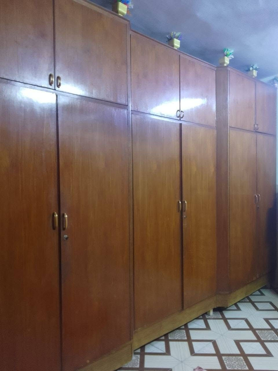 قناصير للبيع سعر الاول (400) الف
ولثاني ( 350 ) الف للتواصل ( *********** )
