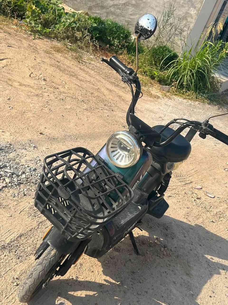 السلام عليكم يوجد موطور شحن للبيع السعر 250وبي مجال مكان صلاح الدين قضاءبلد اتصال على الرقم ***********
