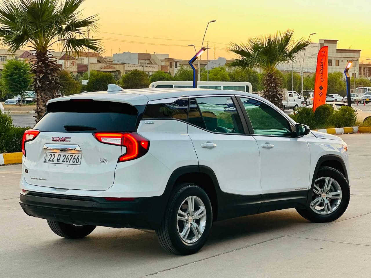 ﷽
GMC تيران 2024  امريكي
بجم كبس - وضع الشركة 
(السياره مرقم اربيل كامل )
ضررها باب تبديل شركة نفس اللون و تعديل بارد حافة جملغ  بدون دواخل
ايرباك فقط برده مفتوح 
موصفاته👇
بصمه
ابواب بصمه
تشغيل عن بعد
شاشة
كاميرا
ردار
داخل لونين
فورميك
لايت زينون
ليد
كشن هيتر
ستيرن هيتر
صندوق شفط
نظام سبورت ويكو
تبريد قطعتين
كير بيانو
🌹معرض اربيل كارس🌹
سعرها 189 ورقه كامل 
شراي يتصل عل رقم
*********** ☎️📞
