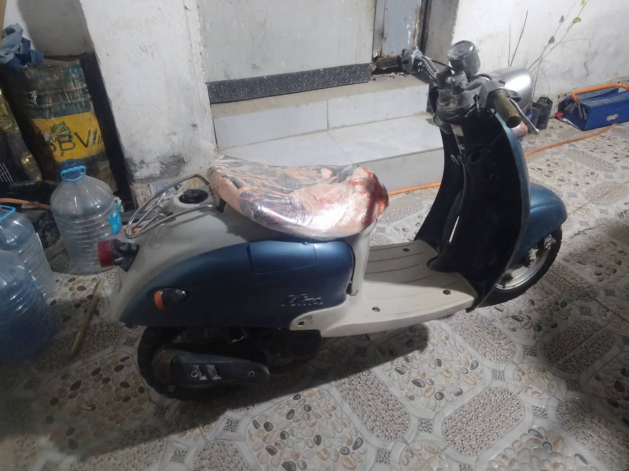 سلام عليكم مصريه للبيع شغاله سلف هندرلايت بك لايت قفل جنطه تايرات جدد مكينه ناعمه شلعه ومعدل دراجه كل نقص مابيه ماعده الباتري لسلف سعره 175 بيه مجال مكاني ناصريه مركز حي الزهرا يم علوت السمج شراي اتصل وخادمك *********** كفره اصلي الدراجه احلامن الصور
