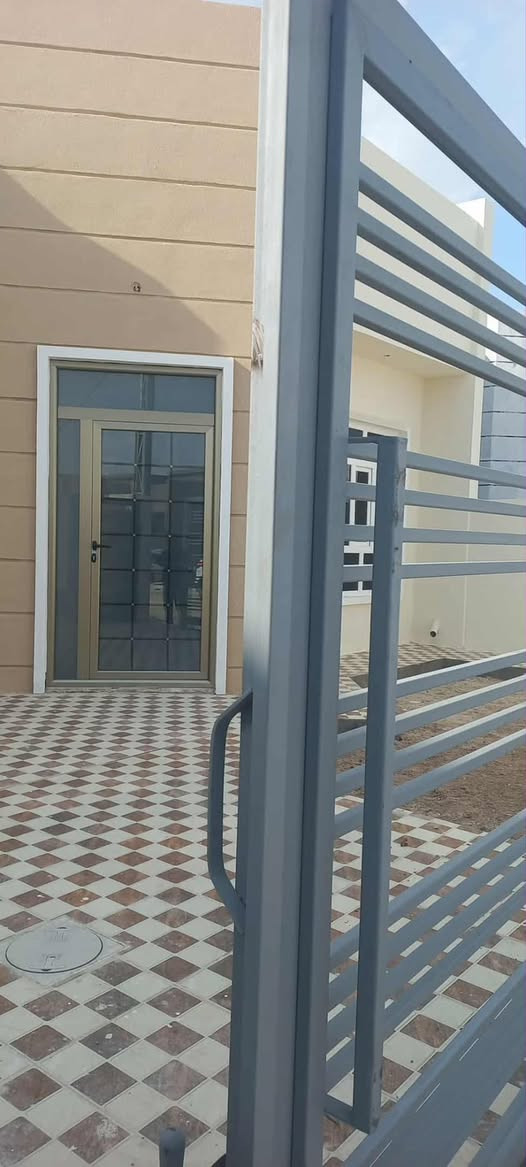 السلام عليكم 
بيوت للبيع بنظام الاقساط ٦٦١ الف شهريآ
وبمقدمة تبدأ من ١٨ مليون وتنتهي ب ١٠٠ مليون حسب المساحات والشوارع والموقع 
مكان المنازل حصرا بمجمع العدل السكني 
ومجمع المعمورة السكني العنوان الفلوجة الجغيفي الثانية خلف المقبرة الاسلامية 
المساحات تبدأ من ٢٠٠ م الى ٣٠٠ متر 
نظام البيع بالتقسيط والنقد 
التقسيط مطلوب كفيل موظف او منتسب يكون راتبه اكثر من مليون وميتين الف 
واذا كفيلين ماكو مشكلة 
الحشد والرعاية والمتقاعد غير مشمول
 ……………………………………………….
وعندي ايضا قطع اراضي بنظام النقد ونظام التقسيط بدون كفيل 

الي حاب يتفضل اتصال او واتساب 
***********
***********
احمد ابو صباح
