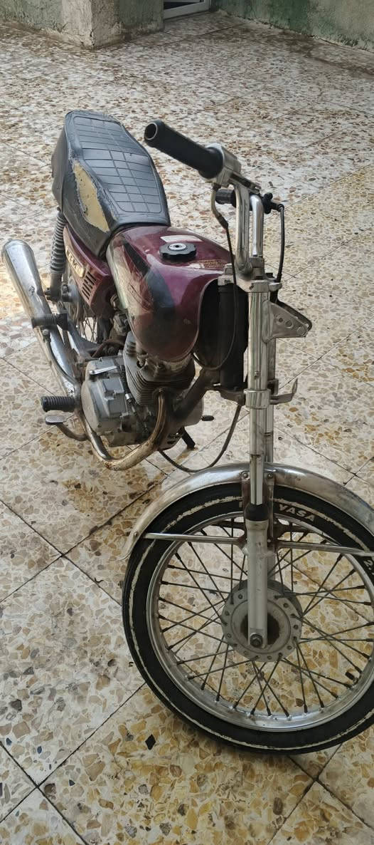 هندر واحد • نظيفه • بيه مجال
