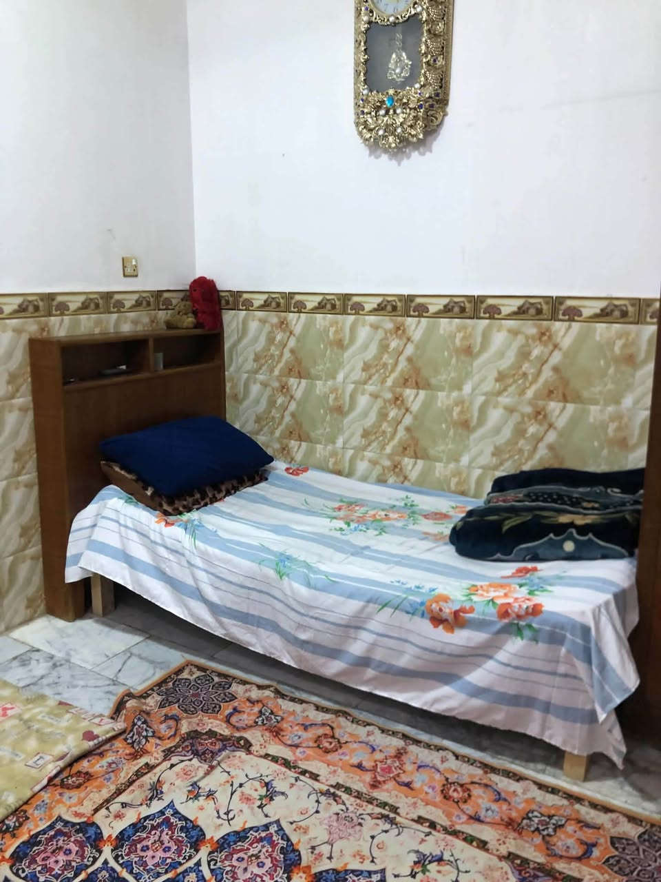 للــبيع 

كنتــور مع جــربايٰة سعر ١٠٠ وبي مجال 
للتواصل فقط واتساب 
*********** 
المكان النجف

