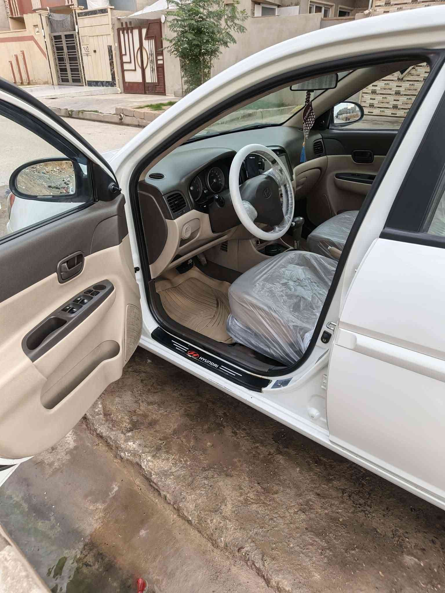 اكسنت دبدوب • ٢٠٠٩ • محرك ١٦