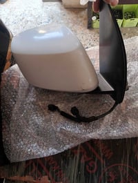 مرايات جانبية • نيسان نيفارا • جديدة