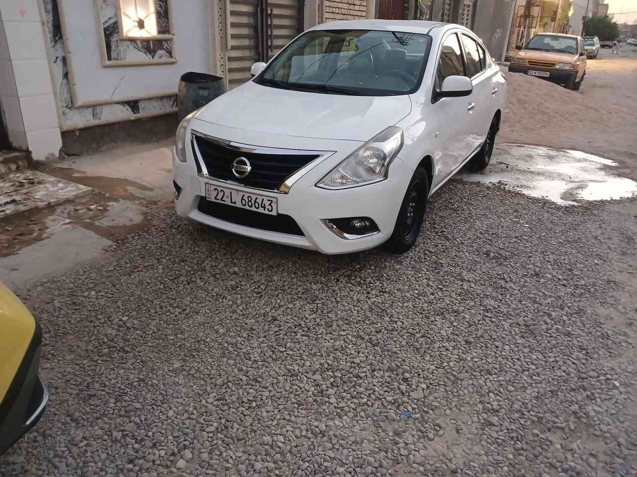 نيسان سني هندي موديل ٢١ رقم اربيل باسمي بيهة ٣قطع صبغ جاملغ خلفي وصندوق والبقية كفالة كير محرك تبريد مكان السيارة بغداد الجديدة السعر ٩٥ وبيهة مجال بسيط رقم ***********
