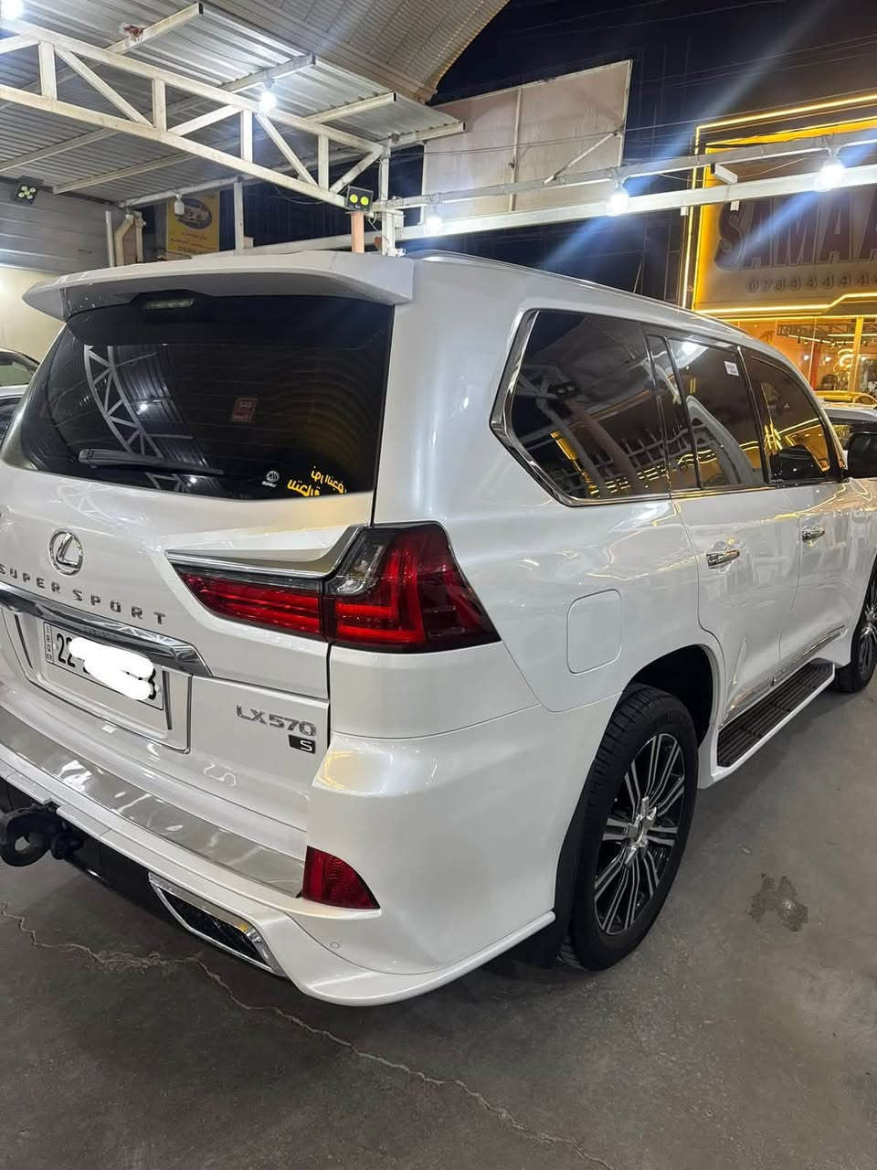 سلام عليكم 
لكزس LX5700  فول مواصفات 
موديل 2019
سيارة بدون نكراش سيارة استعمال اربيل 
رقم اربيل بسمي هزة وفحص جديد 
بصمات اثنين مع كارت 
مواصفات لكزس معروفة فول فول للاخير  سيارة داخل بيجي
 *********** موجود بي واتس اب
***********

