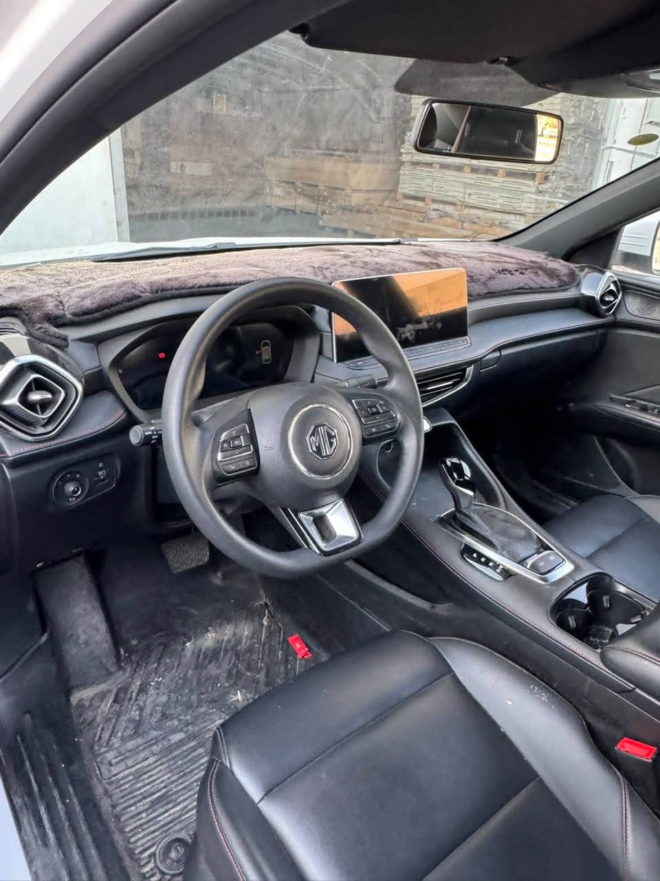 MG GT 2025
فوول مواصەفات بێ بۆیاخ و بێ سارد 
٢٠ هەزار کم ڕۆیشتووە 
هەموو گیانی بەشەرت 

نرخی ١٢٢ گەڵا و مەجالێکی کەم 

***********
