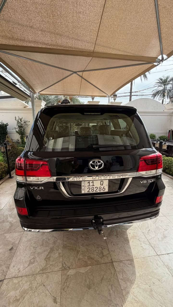 لاندكروز VXR • ٢٠٢١ • ممشى ٥٧٠٠٠