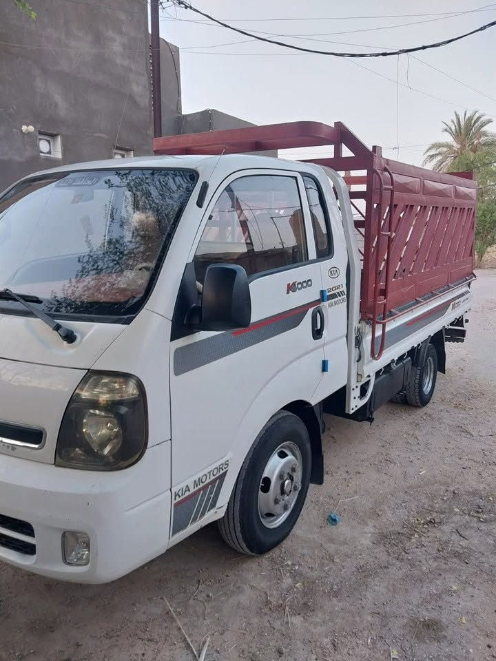 السلام عليكم كيا فحل للبيع
موديل 2016 
بيها طخه صغير بالباب اليمنه يم الدوسه
سنويه نافذه ل سنه 2029
رقم دولي بابل 
مكان السياره بغداد 
قرب مخابز باب الاغاا
رقم صاحب السياره 
***********
اتصل وتدلل اني مكلف بالنشر

