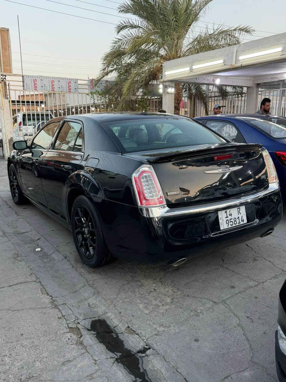 اوباما مديل 2014 وارد امريكي فول مواصفات رقم بصره تحويل ثاني يوم بيها بس جاملغ خلفي صبغ فقط فول واحد على واحد جاهزه كير ومكينه وحداديه وتخم تاير وتبريد كله كفاله عنوان السياره البصره معارض القبله معرض الحسن سعرها 148 ورقه وبيها مجال للاتصال على الرقم *********** البصرة, العراق
