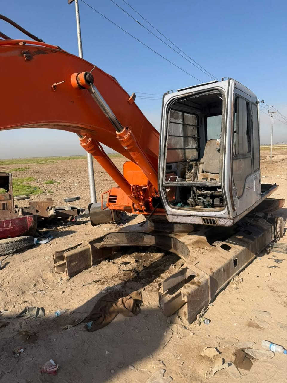 مواد حتياطيه هيتاشي للبيع التصال علأ الرقم ***********//***********

نص مكتوب في الصور:
- HITACHI
