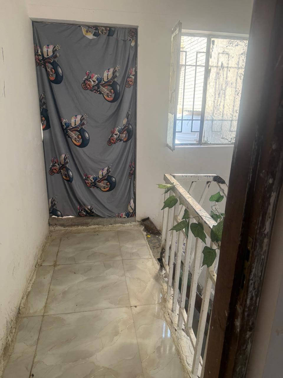 بيت للبيع  أقساط مساحة ٤٠ متر غرفه وصاله ومطبخ وصحيات زراعي سند ٢٥ كفاءات السيديه منطقه تبليط مجاري كهرباء ماء انترنت ضوئي  للتواصل موبايل *********** وات ساب فقط
