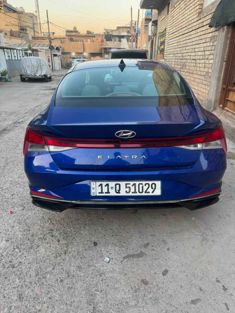 السلام عليكم 
نتره لبيع مديل 2023
فول موصفات ما عده فتحه 
مكفوله من تبديل او الدواخل 
ماشيه 40او قابله الزياده 
حادثها بس جاملغ خلفي الاستفسار على الرقم
***********
