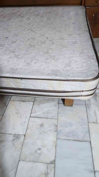 سفنجه نفرين المكان بغداد الدولعي  السعر ٥٠    07700039441