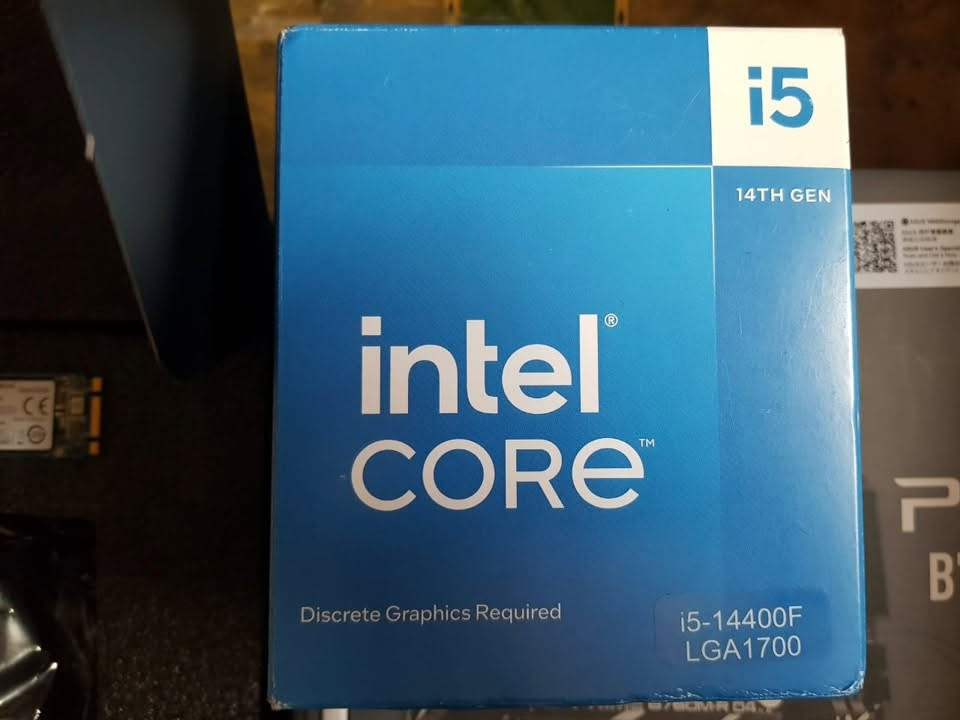 سلام عليكم 
قطع للبيع استخدام اقل من اسبوع 
Gpu: rtx 3050 asus dualfan 
Cpu:intel core i5-14400f 
Ssd:sandisk 256 gb nvme 
Mother board: asus prime b760m 
مكاني بغداد وابيعهن  شلع كلهن 
880 الف ومجال بسيط للشراي
***********
