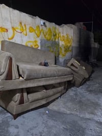 كنبة • مستعملة • تحتاج تجديد