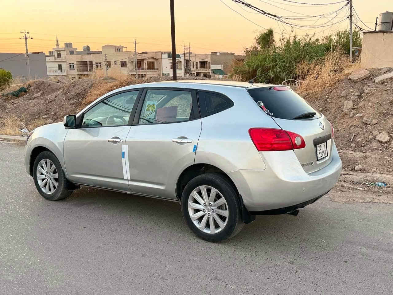 نيسان روك 2010 جاهزه من كلشي سياره باسمي تحويل وكاله شرط مكفوله من الحادث .صبغتها حزام حانت جارده فقط .كير محرك تبريد كهربائيات شرط سعر69ومجال عنوان اربيل 
***********
***********
نيسان روك 2010زور جوان بى ليدران حزام كراوه له سه رصاغي بناو خوما سنوى نويا گيرو ومه كينه ته بريدي به شه رته سعرى 69ورقه ومجال شوين هه ولير أربيل, العراق
