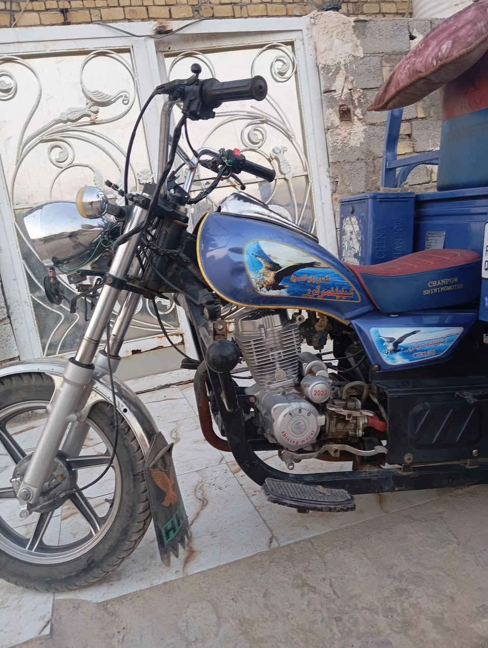االسلام عليكم ستوته جمره للبيع كفاله شاصي وركبه وبدي قطرت لحيم مابيه محركه مبدل بيه ولفات وبستم جاهزه مرقمه رقم انكليزي صاحبه بدوانيه ايريد مداور مديل 2023/12سعرها 2600وبيه مجال قليل ***********
