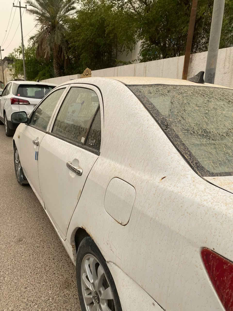 بيوايدي f3 
موديل 11
سنوية  جديده ال٢٠٣٠ 
ماعليها ولا ربع غرامات 
محرك الانسر  بلادي(بي تبخير )
كير عادي 
حداده ٧٠٪؜
غرفتها نضيفه تخبل 
ويل كب 
شاشه كاربلي (سماعات ٤ شغالات )
لايت زنون 
السعر 27 وبيها مجال 
السيارة موجودة بالزبير 
***********
