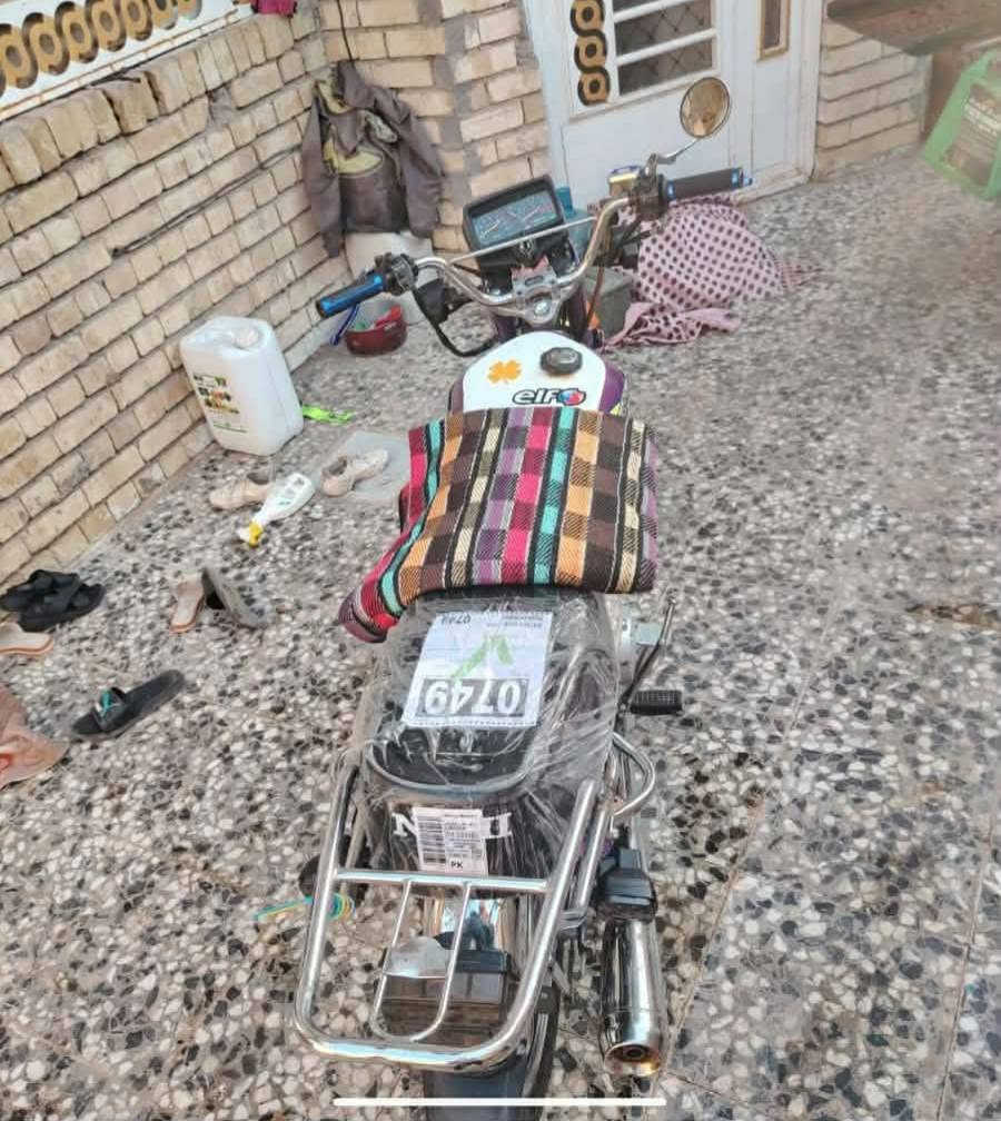 سلام عليكم سيفان مديل ٢٤ طالعه ب٢٥ أوراق سكنر نفس الي بصوره سعره ٥٥٠ وبيه مجال اخو جديد نضيفه كلش مكان كربلاء البرهيميه مو شراي لا ينتصال
***********
