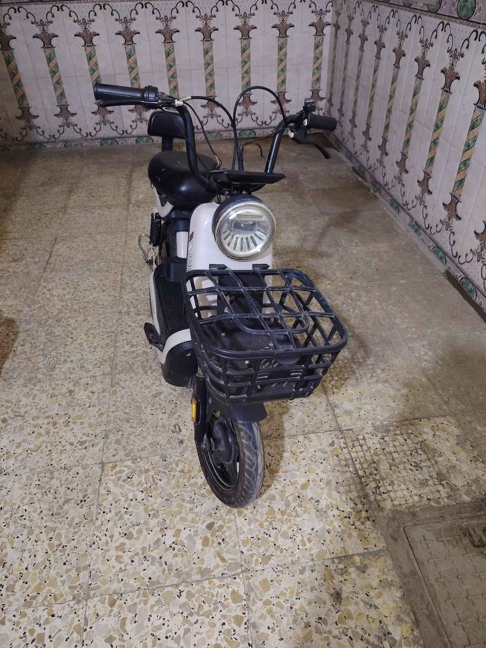 دراجة كهربائية • بغداد • واتساب