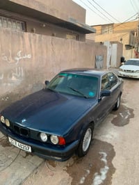 بي إم 525 • ١٩٨٨ • نجف
