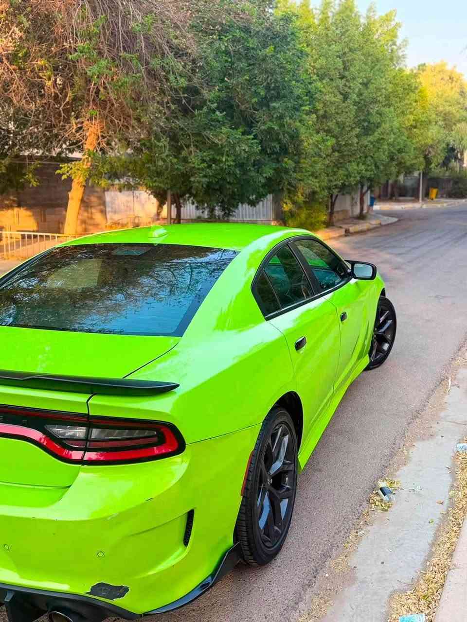 Dodge Charger 2023 sxt
السلام عليكم دوج جارجر موديل 2023 لون مميز تفاحي مواصفات sxt ماشية 43 الف كيلو متر رقم بغداد باسمنا 
وارد امريكي صور حادثها موجودة بالمنشور 
السيارة محدثة بنيد ودعاميات gt 
السيارة مال جناي وتجي وتشوفها 
السعر225 وبيها مجال  للشراي 
للاتصال 📞 📱 
***********
