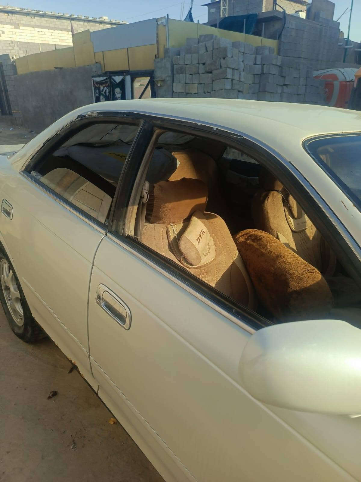 السلام عليكم سياره مارك نفخ للبيع محرك بي صوت بقن نقل جثه راعيها اريد تحويل راعيها اريد تحويل سعر 20 وبيها مجال الاستفسار على هذا الرقم*********** مكان البصره ابو الخصيب

