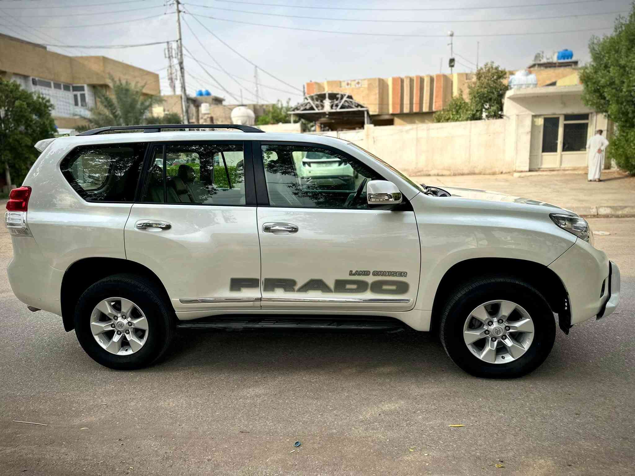 برادو ٢٠١٠ • كفالة عامة • ٤ سلندر