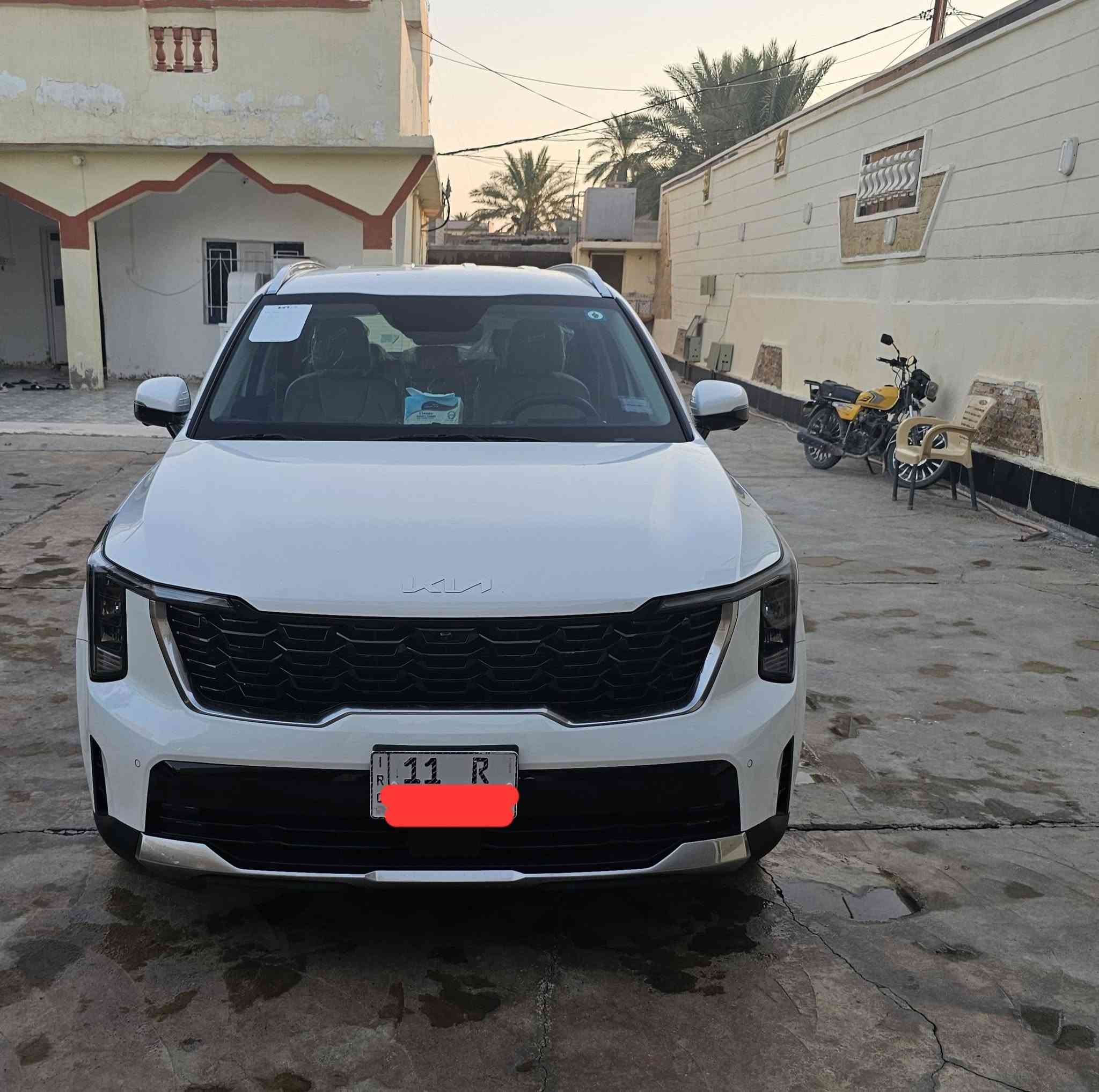 سورنتو ٢٠٢٦ رقم بغداد ماشيه ٥٣٠٠ مواصفات داتا شو ٥كامرات ويل ٢٠ كشنات جلد تدفئة وتبريد تحكم بالريموت سيارة بعده بحالة الوكالة السعر ٣٤٨ بيه مجال بسيط العنوان ديالى/سراجق ***********
