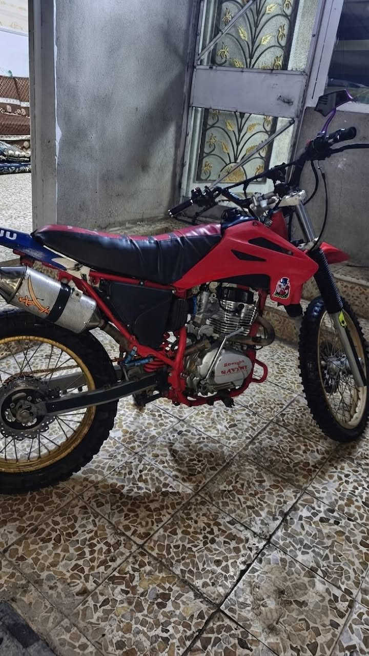 سلام عليكم
درجه للبيع🏍

نوع قفاز محرك 150 +5نمر ✅

محرك نضيف + تحريكه ومعدل شرط 🚀💯 
 
كهربائي شغاله 🔌🔋 الموقع الموصل 📍
الدرجة نصبتها حلوه وكاعده ✅🏍

سعر400💵  توصل خاص أو رقم *********** 📞📱
