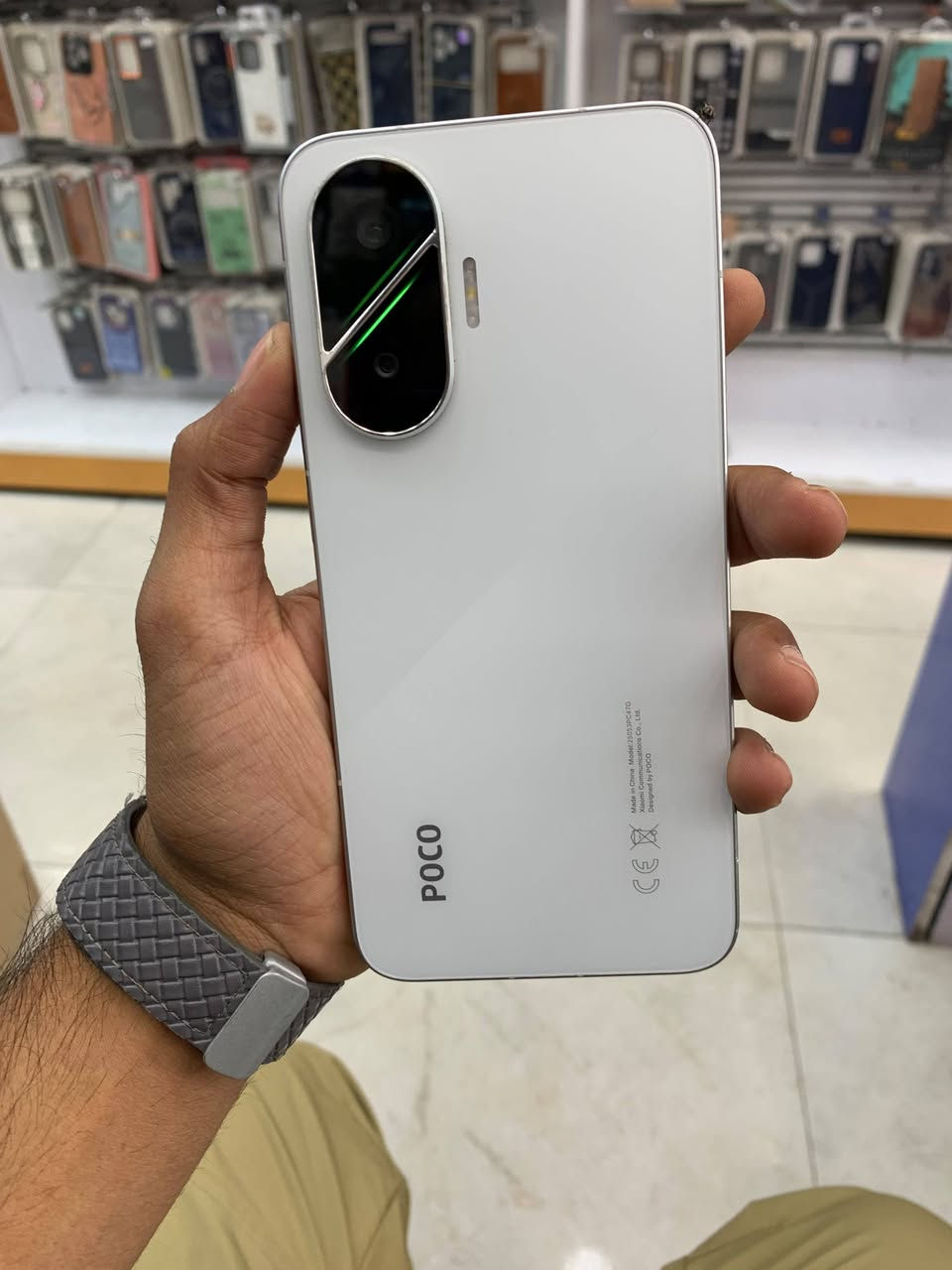 للبيع جهاز شاومي poco f7 ذاكرة 512 عشوائية 12 اصير 24
جهاز نضيف كامل ملحقات شاحنه كارتونيه بطارية 6500 ملي جهاز مامفتوح ابد المكان كربلاء كنطرت السلام رقم التلفون *********** بي واتساب
