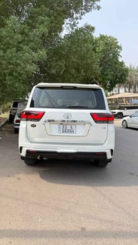 لاندكروز VX • ٢٠٢٢ • محرك 4000