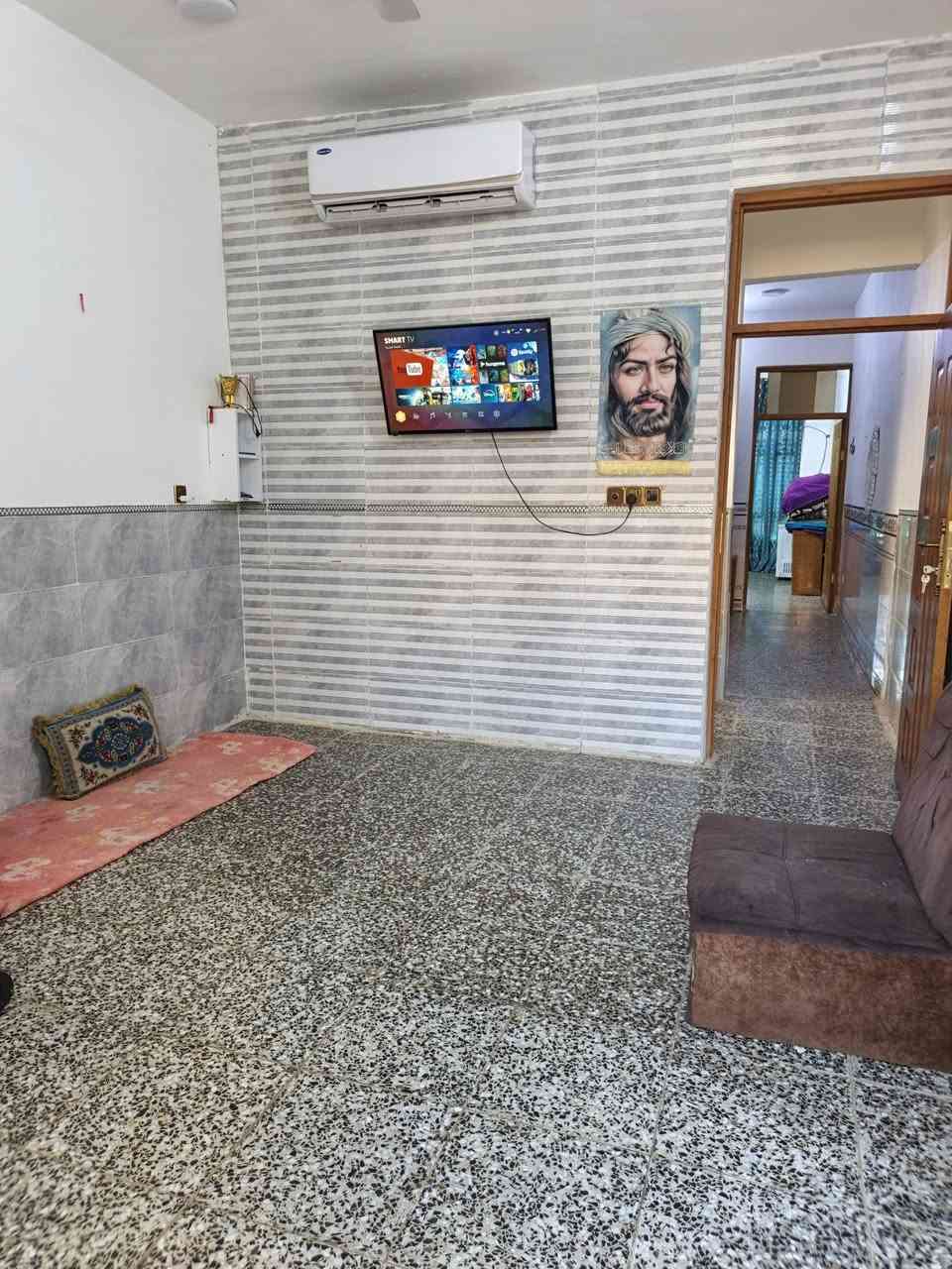 سلام عليكم
بيت للبيع مساحه ٧٥ متر اخوان البيت مثل ما موضح بالصور بناء درجه أولى اساس رفت  جاهز من كلشي فقط البيتونه ممكمله مكاني جهة التمايمه  وباقي التفاصيل اتصل وبيك خير وتدلل ***********
