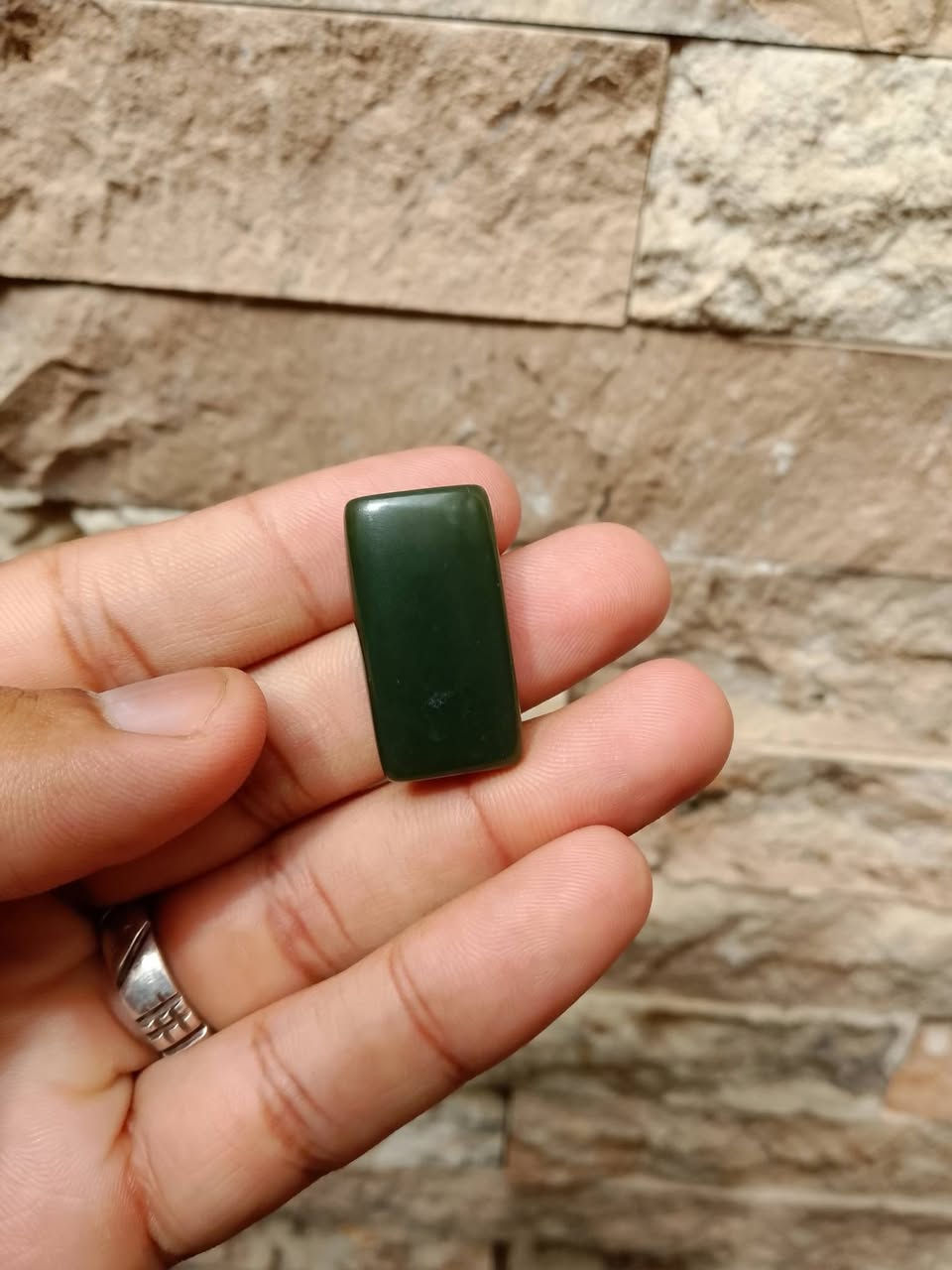 يشم يماني قديم كصة مستطيل السعر 50الف بغداد وتساب ***********
